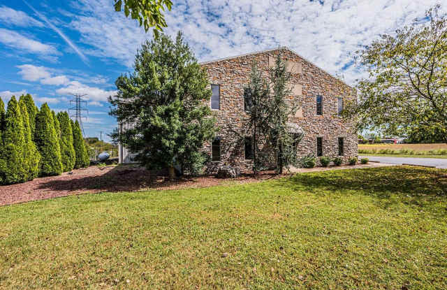 550 Kelly Road