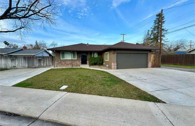 1517 Hamilton Ave