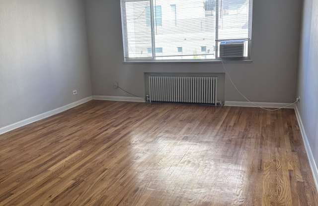 Photo of 2376 E Iliff Ave