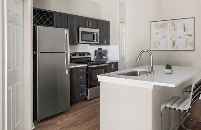 The Outlook at Greystone