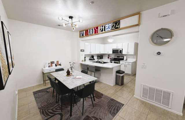 Spacious, Stylish, Sharp 2 bed 2 bath 1 car garage and Gated Community!