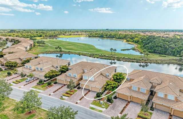 424 WINDING BROOK LANE