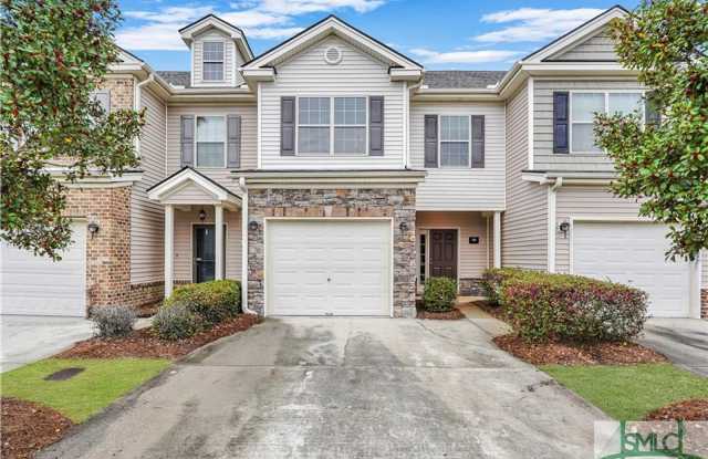 Photo of Townhome in LIVE OAK!!!