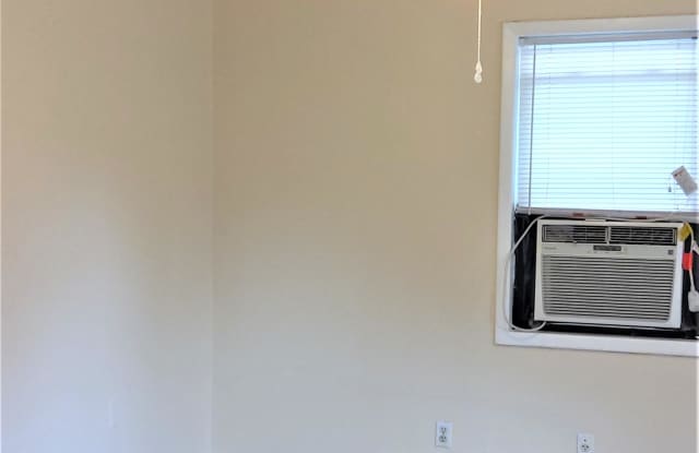 1209 Dickson Avenue - 5Unit 5