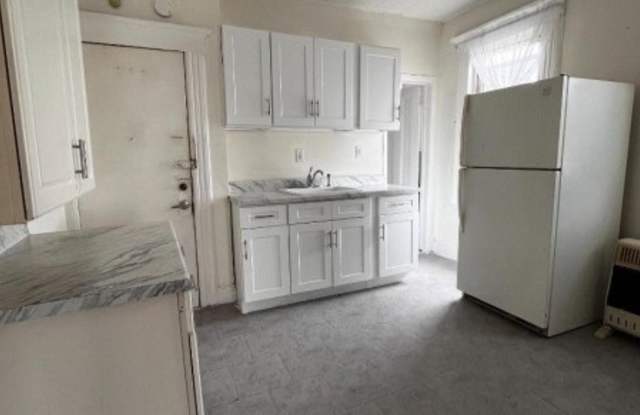28 Sherman St