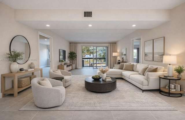 731 N Pine Island Rd