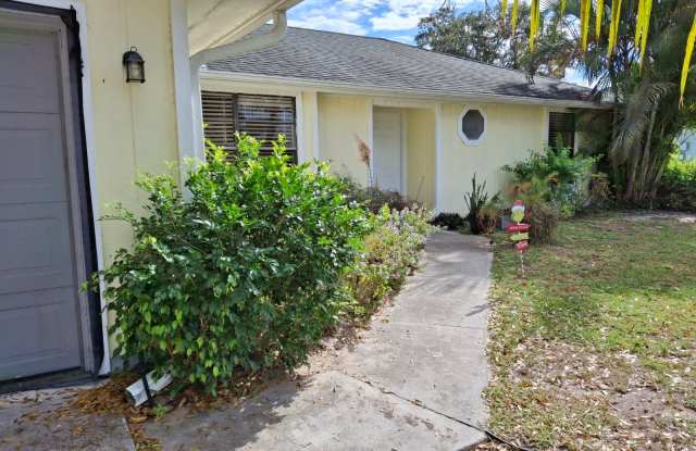 Photo of 385 Toledo Street