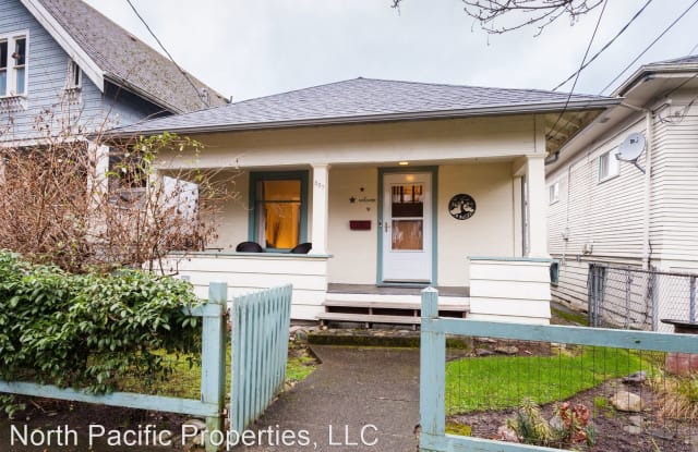 807 27th Ave - 807 27th Avenue, Seattle, WA 98122