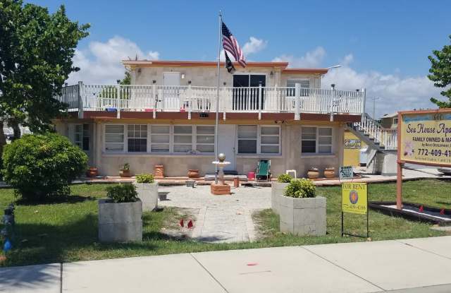 601 South Ocean Drive