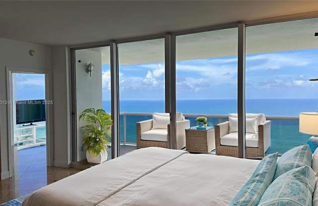 Photo of 4775 Collins Ave