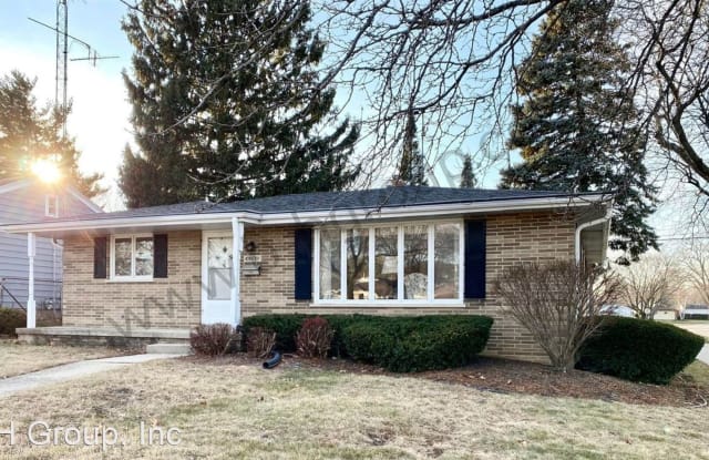 6302 Pershing Blvd - 6302 Pershing Boulevard, Kenosha, WI 53142