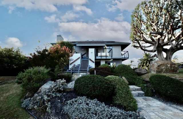 107 La Placentia