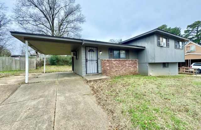 735 Ledbetter Avenue