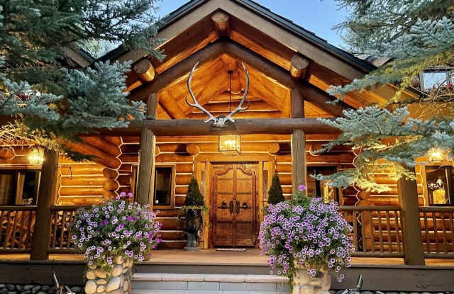 Photo of 770 Twining Flats Rd