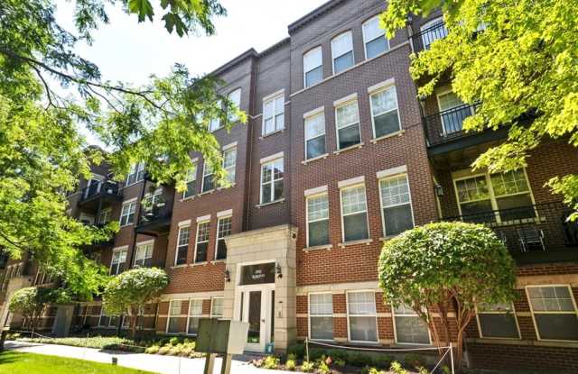 301 West Scott Street