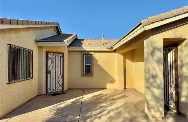 4595 Grindle Point Street