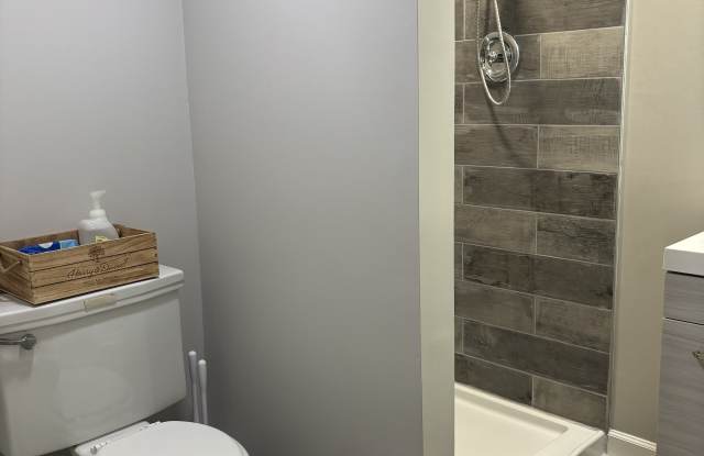 Photo of 1923 Holborn Road