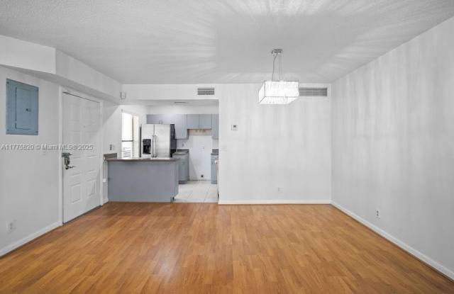 Photo of 11511 NW 10th St