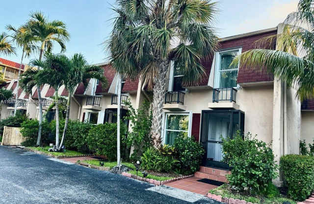 1001 Three Islands Blvd