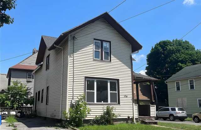 Fully Renovated 4 Bedroom Home – Available November 1st!