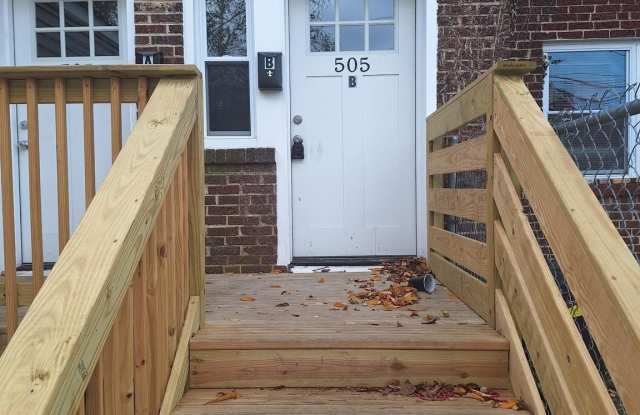 Photo of 505 RAND Street unit: B