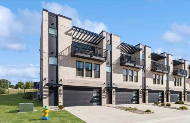 Photo of 1393 Keosauqua Way