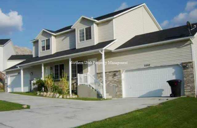 Photo of 2888 N 400 E