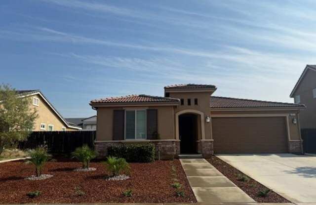 Photo of A STUNNING 2017, 3/2 Near the Reagan Educational Complex!