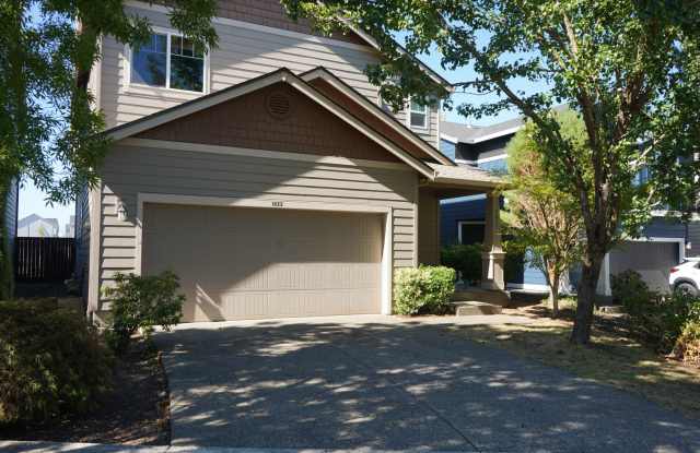 Stunning 4 Bedroom 2.5 Bath Home Available For Rent 1822 NE 77th Ct