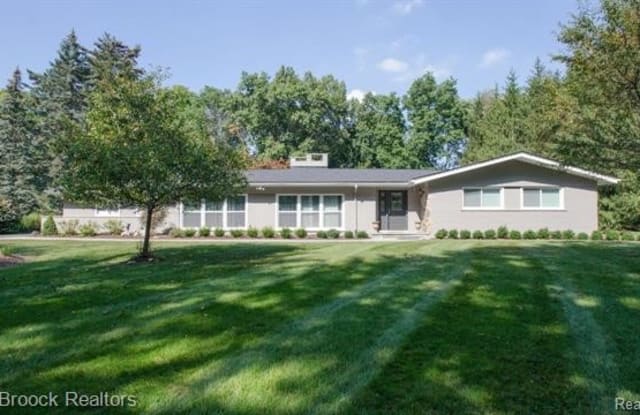 4062 OVERLEA Lane - 4062 Overlea Lane, Oakland County, MI 48302