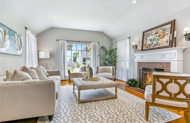 1238 Carmen Drive
