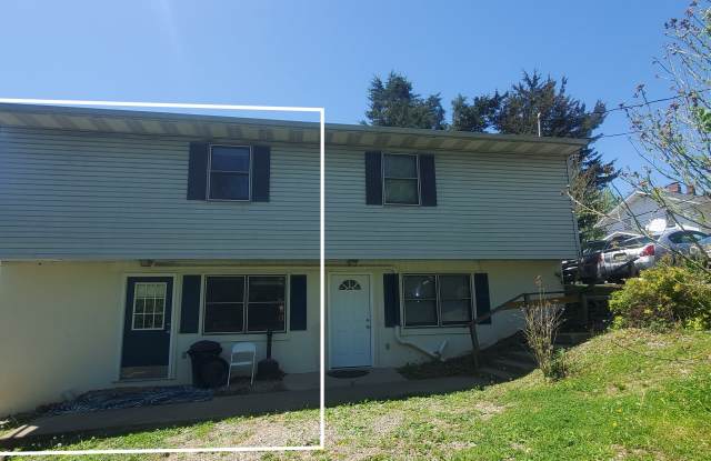 806 Price Street