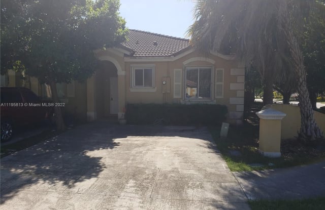 4 SW 15 AVE - 4 SW 15 Ave, Homestead, FL 33030