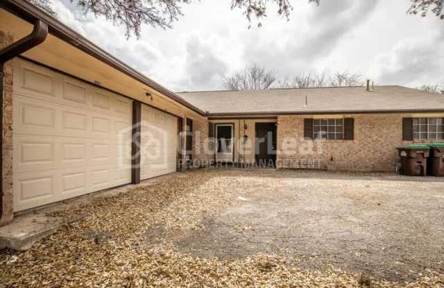 6002 Evers Rd - 6002 Evers Road, Leon Valley, TX 78238