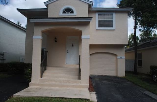 856 Northwest 98th Avenue - 856 Northwest 98th Avenue, Plantation, FL 33324