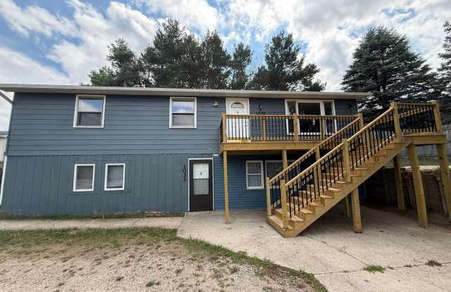 Three Bedroom, Two Bathroom Duplex Apartment