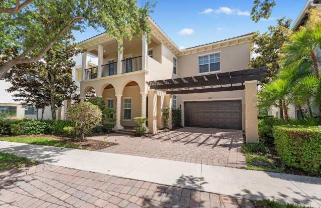 112 Tulip Tree Court
