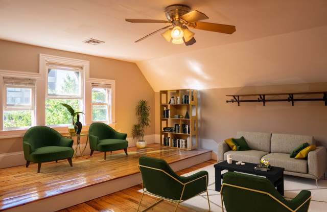Early Bird Special: $2000 utility rebate!!! Popular NEU choice! XL Renovated Apt