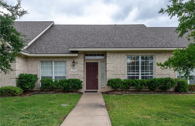 509 Fraternity Row - 509 Fraternity Row, College Station, TX 77845