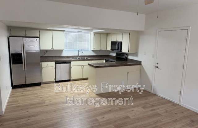 Photo of 1302 E Maddock Rd