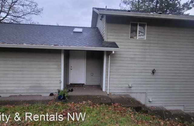 195 N. 12th - 195 North 12th Street, St. Helens, OR 97051