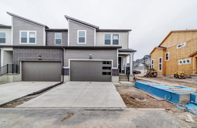 1517 N 4030 W - 1517 4030 West, Lehi, UT 84043