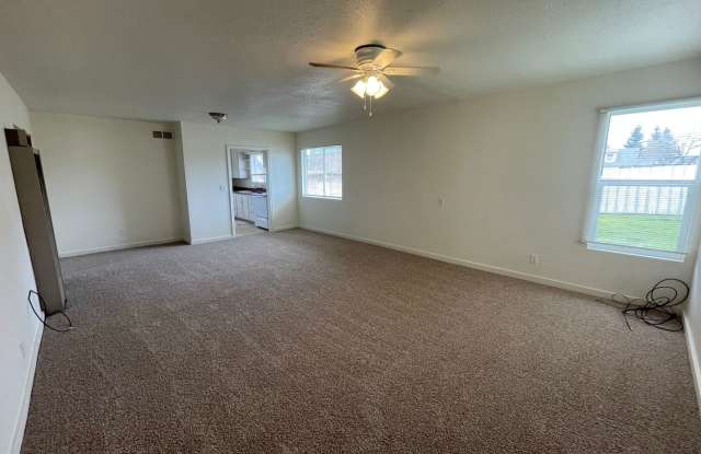 Cute 2-Bedroom, 1-Bath Home with Shed