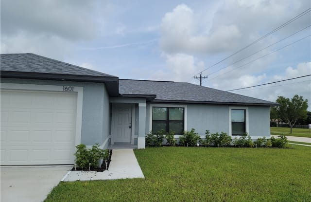 1601 SW 15th Street - 1601 Southwest 15th Street, Cape Coral, FL 33991