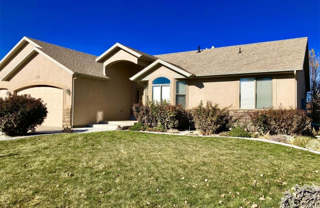 1528 W. Linsay Marie Circle - 1528 Lindsay Marie Circle, Riverton, UT 84065