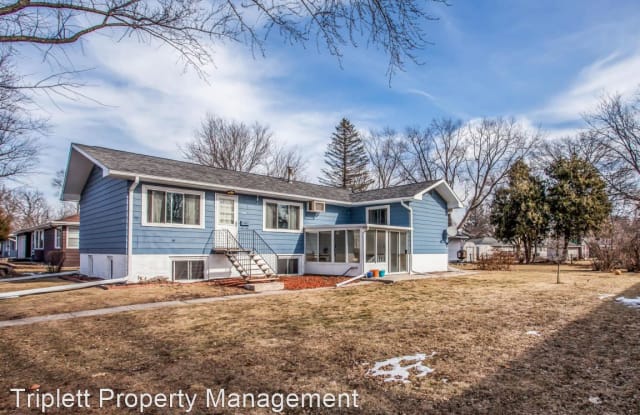 3116 Grove Ave - 3116 Grove Avenue, Ames, IA 50010