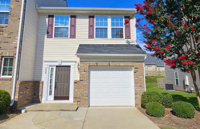 Photo of 309 Christiane Way - 1