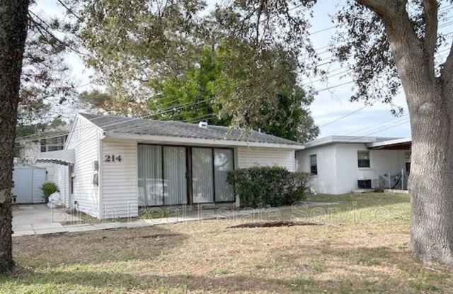 214 Lincoln Ave. S.