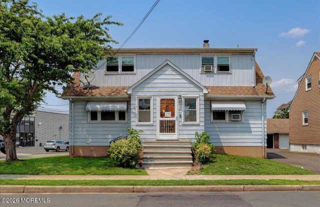 52 Saint Ann Street