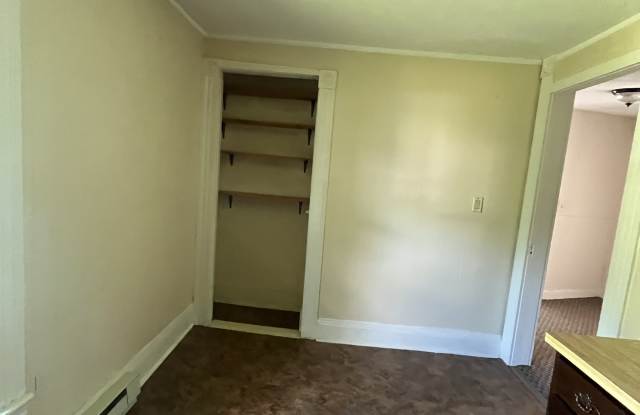 24 East Summit Street - 2